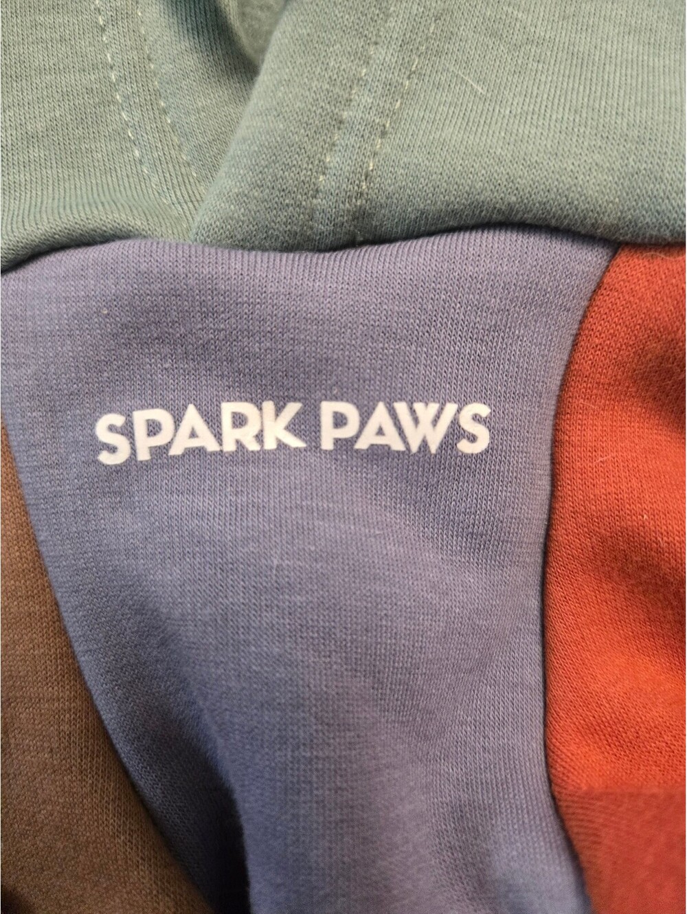 Spark Paws Colorblock Hoodie for Large Dogs - Cozy and Stylish